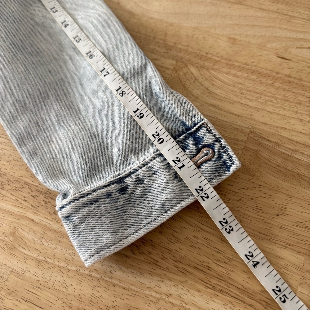 Gap Classic Denim Jacket Women’s Small Light Wash Everyday Layer - Picture 9 of 9